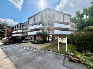 1-bedroom Condo — 2901 NW 46th Ave APT 304, Lauderdale Lakes, 33313