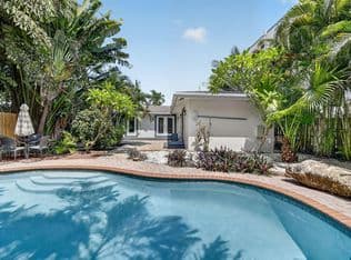 3-bedroom Single-Family Home — 615 NE 13TH Avenue, Fort Lauderdale, 33304