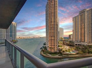 3-bedroom Condo — 465 Brickell Ave APT 1101, Miami, 33131