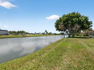 2-bedroom Condo — 360 Seville #O, Delray Beach, 33446