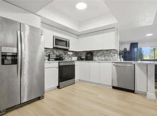 2+1 Condo — 5850 NW 57th Ave APT 3, Tamarac, 33319