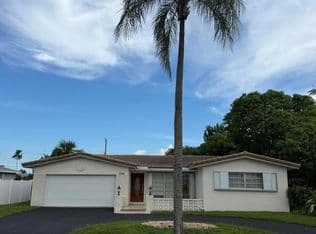 3+1 Müstakil ev — 5501 MONROE Street, Hollywood, 33021