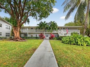 2-bedroom Condo — 262 Ventnor R, Deerfield Beach, 33442