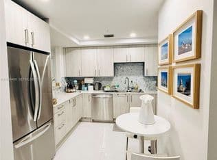 2-bedroom Condo — 10950 NW 82nd St Unit 104, Doral, 33178