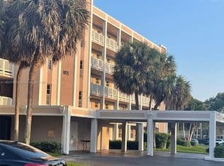 2+1 Condo — 1075 Riverside Dr APT 203, Pompano Beach, 33071