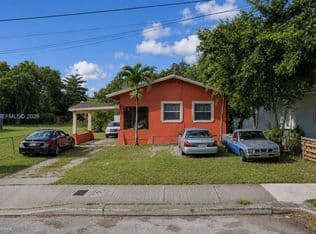 4-bedroom Single-Family Home — 262 NW 58th St, Miami, 33127