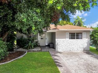 4-bedroom Single-Family Home — 214 SE 6th Street, Dania, 33004