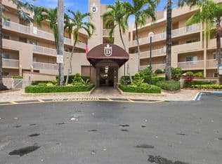 2+1 Condo — 7647 Granville Dr #212, Tamarac, 33321