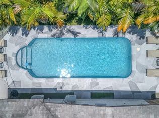 5-bedroom Property — 1109 NE 16th Ter, Fort Lauderdale, 33304