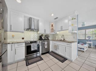 3+1 Müstakil ev — 5826 CHURCHILL Court, West Palm Beach, 33405