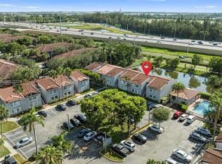 3+1 Condo — 4736 NW 114th Ave Unit 205, Doral, 33178