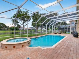 5-bedroom Single-Family Home — 1183 Canyon Way, Wellington, 33414