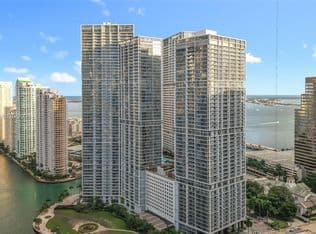 2+1 Condo — 475 Brickell Ave APT 4215, Miami, 33131