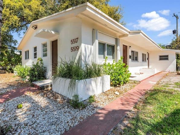 6-bedroom Multi Family — 5517 NW 1st Pl, Miami, FL 33127