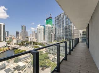 2-bedroom Condo — 88 SW 7th St APT 1511, Miami, 33130