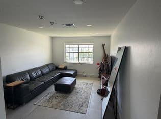 1+1 Condo — 298 SW 6th Street #2080, Boca Raton, 33432