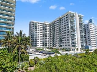 2-bedroom Condo — 6917 Collins Ave APT 605, Miami Beach, 33141
