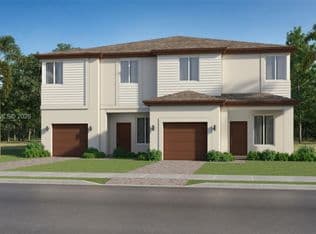 4+1 Townhouse — 31305 SW 192nd Ave, Homestead, 33030