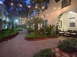 3-bedroom Townhouse — 12467 NW 17th Court, Pembroke Pines, 33028