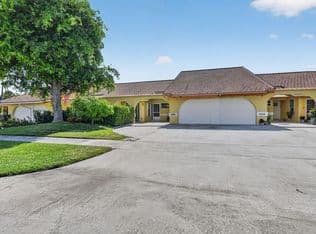 3-bedroom Single-Family Home — 4460 NE 5th Avenue, Boca Raton, 33431