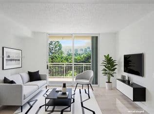 2-bedroom Condo — 2475 Brickell Ave APT 704, Miami, 33129