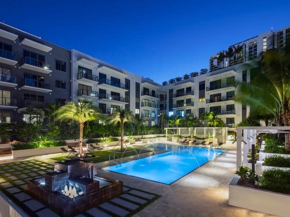 AMLI Midtown Miami, Edgewater