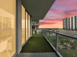 3-bedroom Condo — 3470 E Coast Ave APT H0904, Miami, 33137