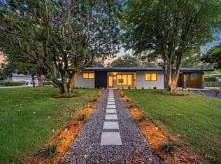 3+1 Müstakil ev — 8230 SW 117th Ter, Miami, 33156