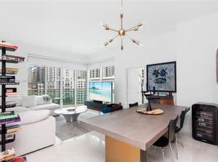 2+1 Condo — 951 Brickell Ave APT 1011, Miami, 33131