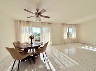 2+1 Condo — 200 DIPLOMAT Parkway #520, Hallandale Beach, 33009