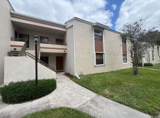 2-bedroom Condo — 9819 NW 3rd Court #3, Plantation, 33324