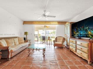 2+1 Condo — 314 SE 10th St APT 103, Dania Beach, 33004