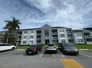 1+1 Condo — 8660 SW 212th St APT 108, Cutler Bay, 33189