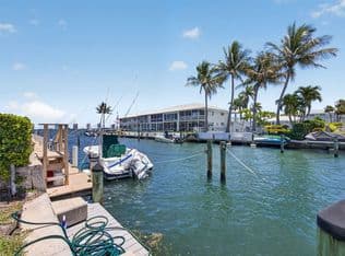 2+1 Condo — 110 Wettaw Lane #202, North Palm Beach, 33408