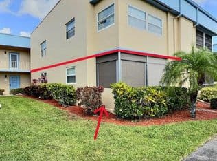 1-bedroom Condo — 199 E Burgundy E, Delray Beach, 33484