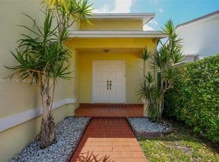 3-bedroom Single-Family Home — 10920 SW 143rd Ct, Miami, 33186