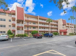 2-bedroom Condo — 1015 Country Club Drive #307, Margate, 33063