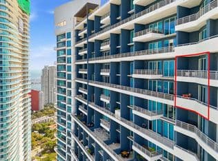 1+1 Condo — 60 SW 13th St APT 4414, Miami, 33130