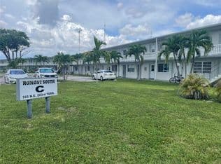 2+1 Condo — 165 NE 203rd Ter APT 26, Miami Gardens, 33179