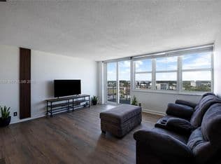 1+1 Condo — 2150 Sans Souci Blvd #A1607, North Miami, 33181