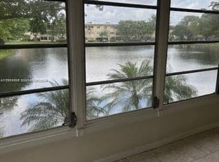 2+1 Condo — 5103 NW 35th St APT 503, Lauderdale Lakes, 33319