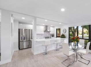 2-bedroom Condo — 505 Brackenwood Place, Palm Beach Gardens, 33418