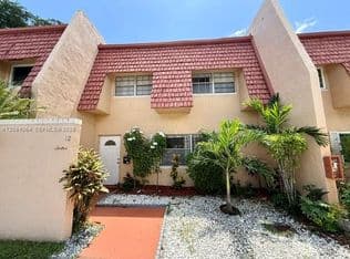 3-bedroom Condo — 12 Meacham Ln #12, Fort Lauderdale, 33319
