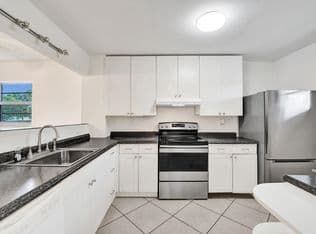 2+1 Condo — 1100 NW 87th Avenue #208, Pompano Beach, 33071