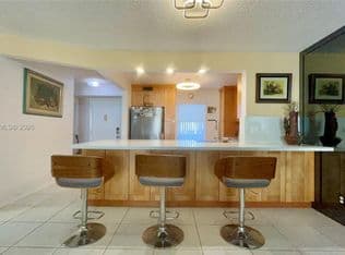 2+1 Condo — 190 SE 5th Ave APT 104, Dania Beach, 33004