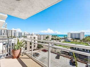 2+1 Condo — 1600 S Ocean Drive #7h, Hollywood, 33019