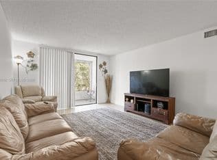 2-bedroom Condo — 1800 SW 81st Ave APT 1309, Pompano Beach, 33068