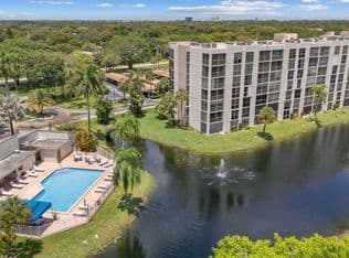 2+1 Condo — 6562 Boca Del Mar Drive #124, Boca Raton, 33433