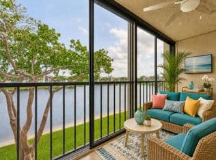 2-bedroom Condo — 6193 Pointe Regal Circle #306, Delray Beach, 33484
