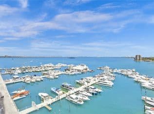 1+1 Condo — 555 NE 15th St APT 20I, Miami, 33132